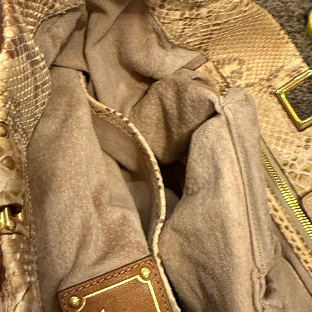 RARE Prada vintage python snake skin messenger bag - Image 15