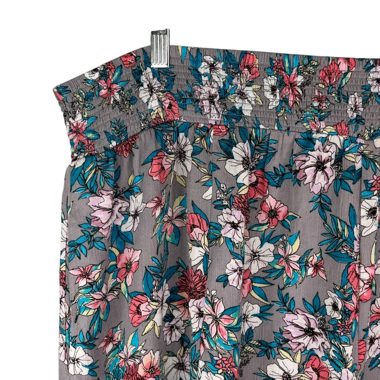 Torrid Gray Floral Crinkle Gauze Flouncy 5" Shorts 4X Pockets New - Image 3