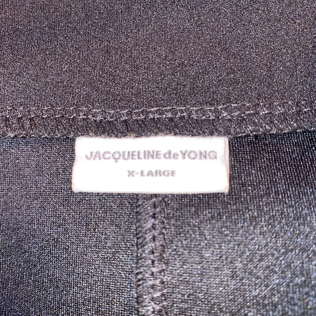 Jacqueline De Yong Cold Shoulder Dress - Image 8