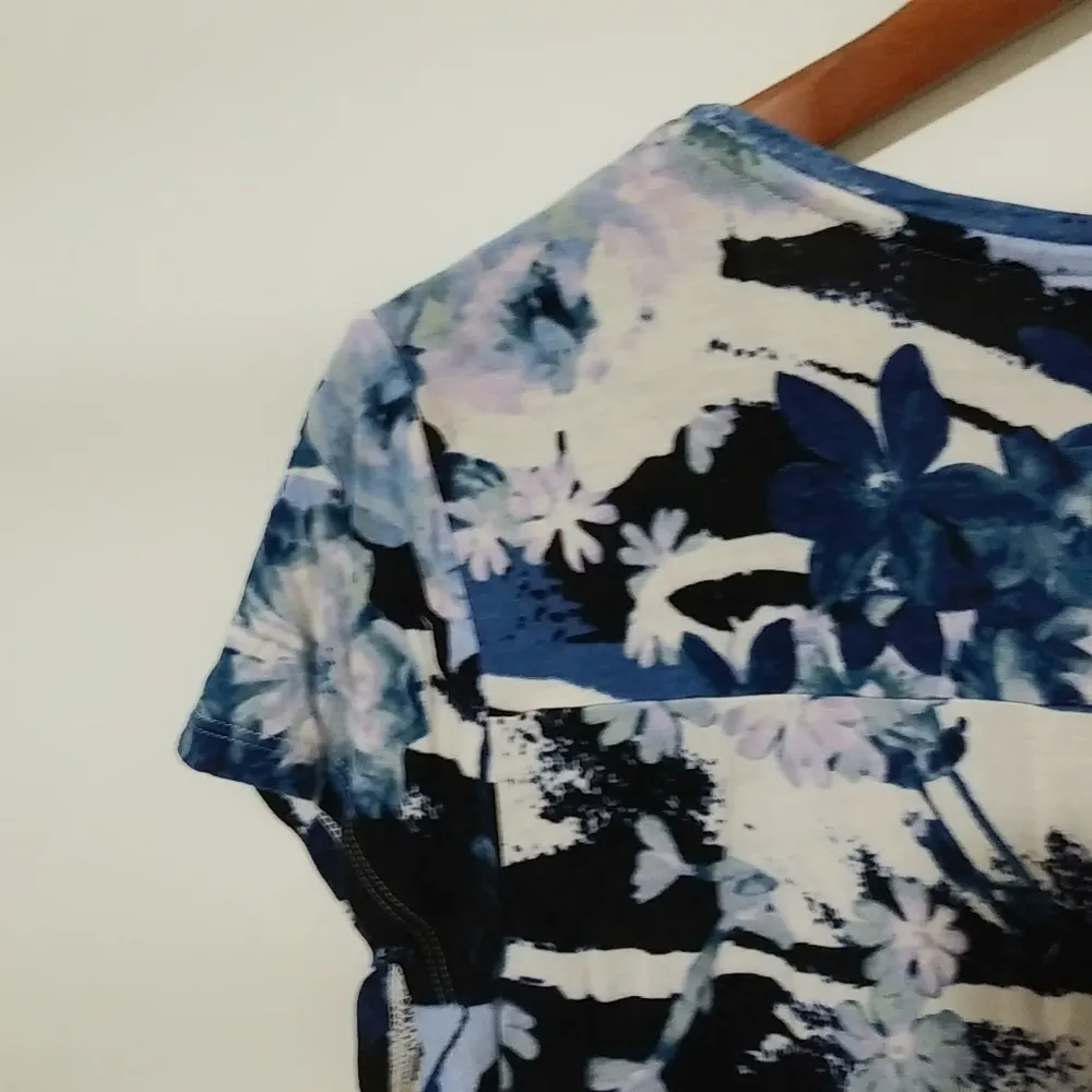 Vera Wang XL Petite Sapphire Blue Creme Top Plus Size undefined - Image 2