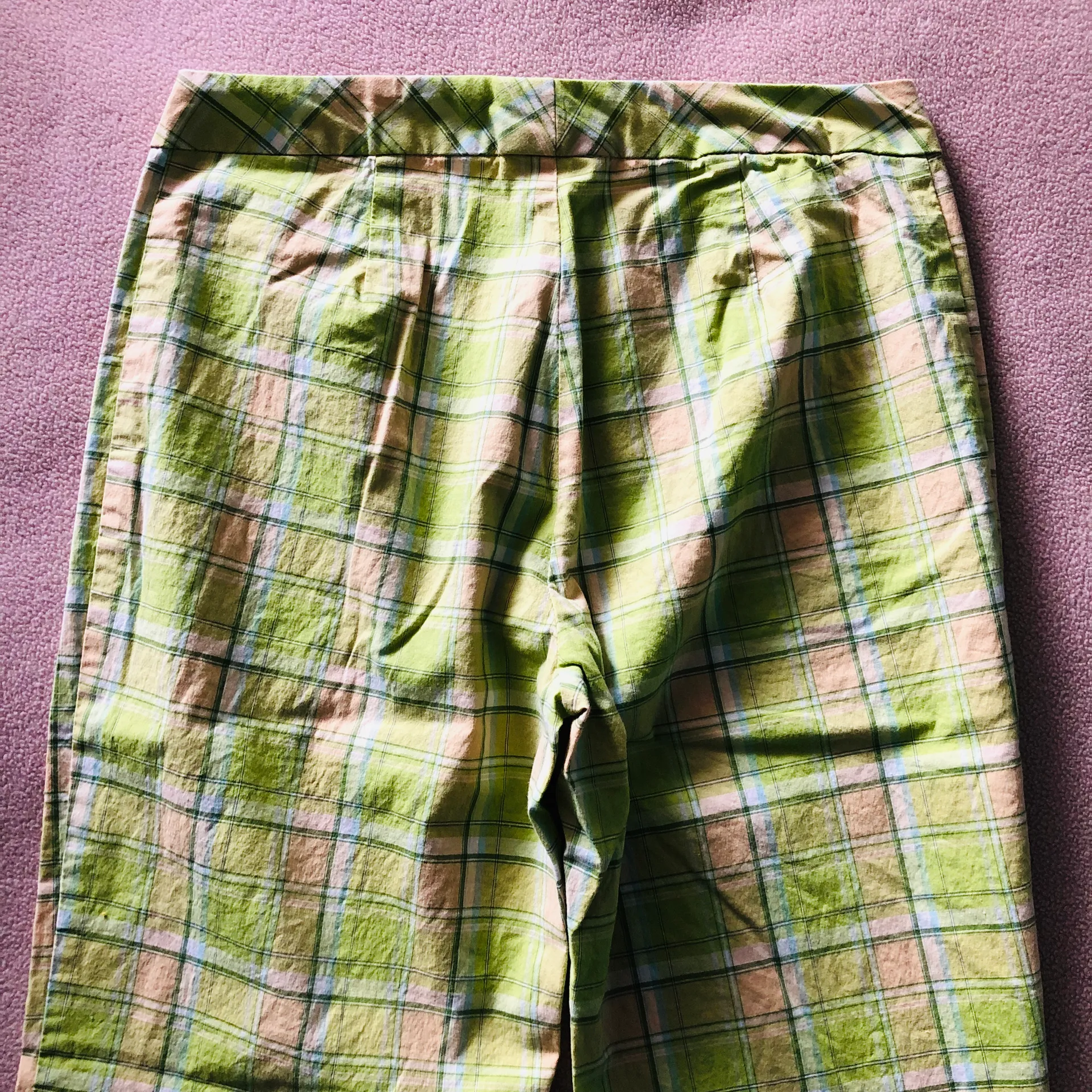 Vintage Plaid Cropped Pants - Image 3