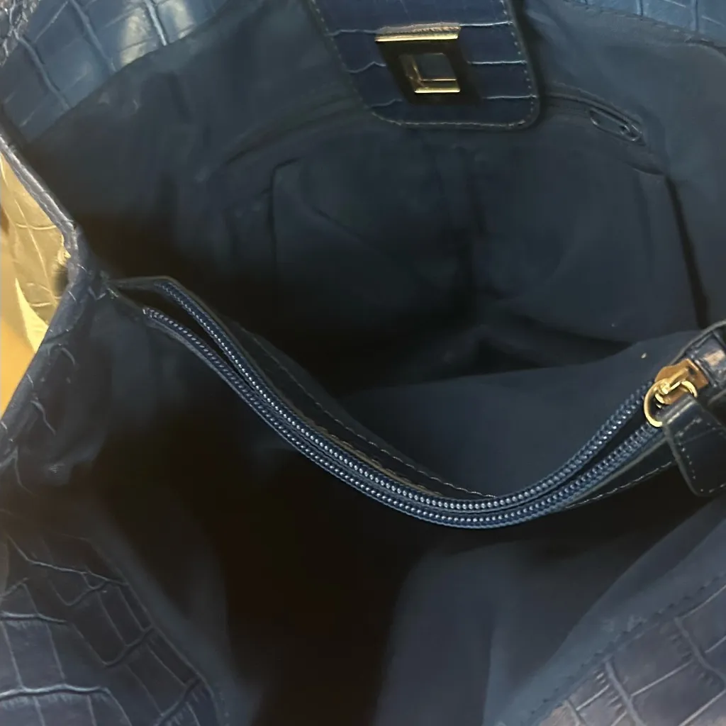 NY & Co. Blue and Black Crocodile Pattern Women's Bag - Image 4
