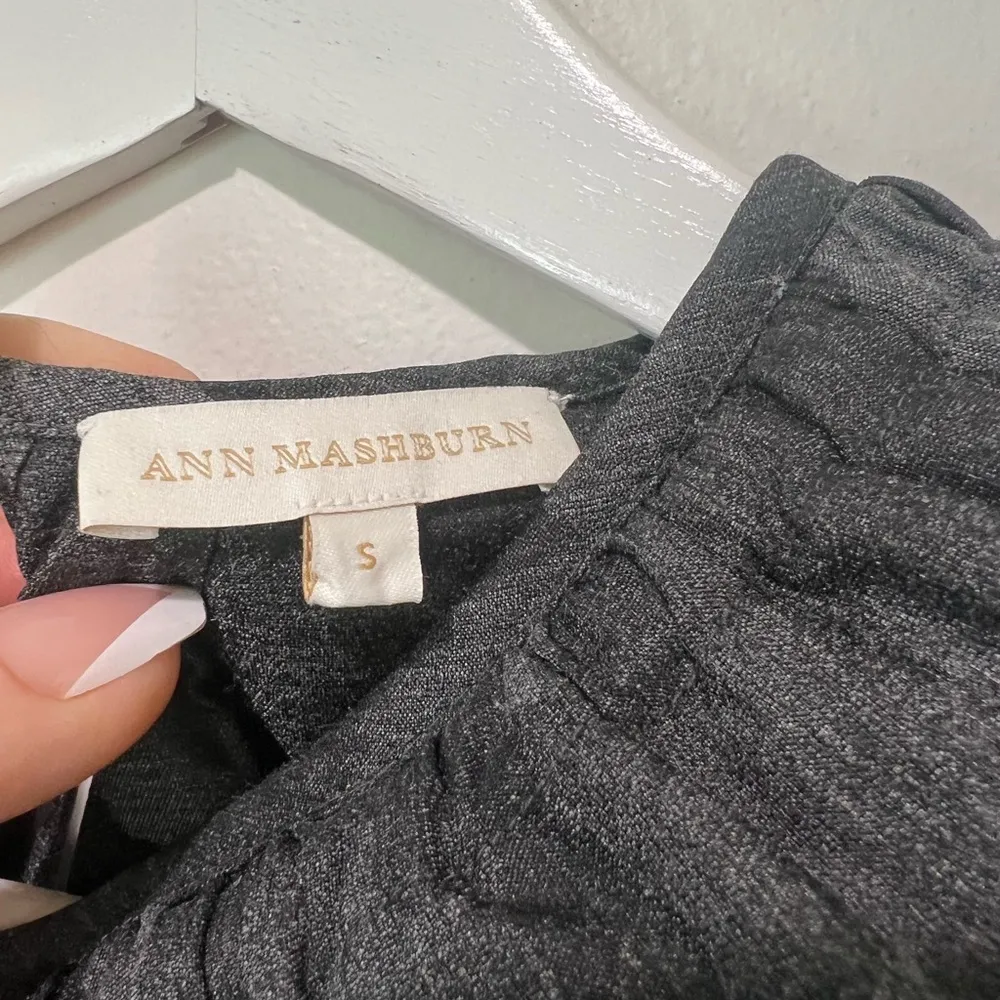 ANN MASHBURN Camo Pullover Mini Dress with Ruffle Collar and Pockets Size Small - Image 5