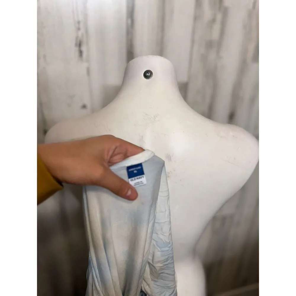 Old navy blouse size XL - Image 4