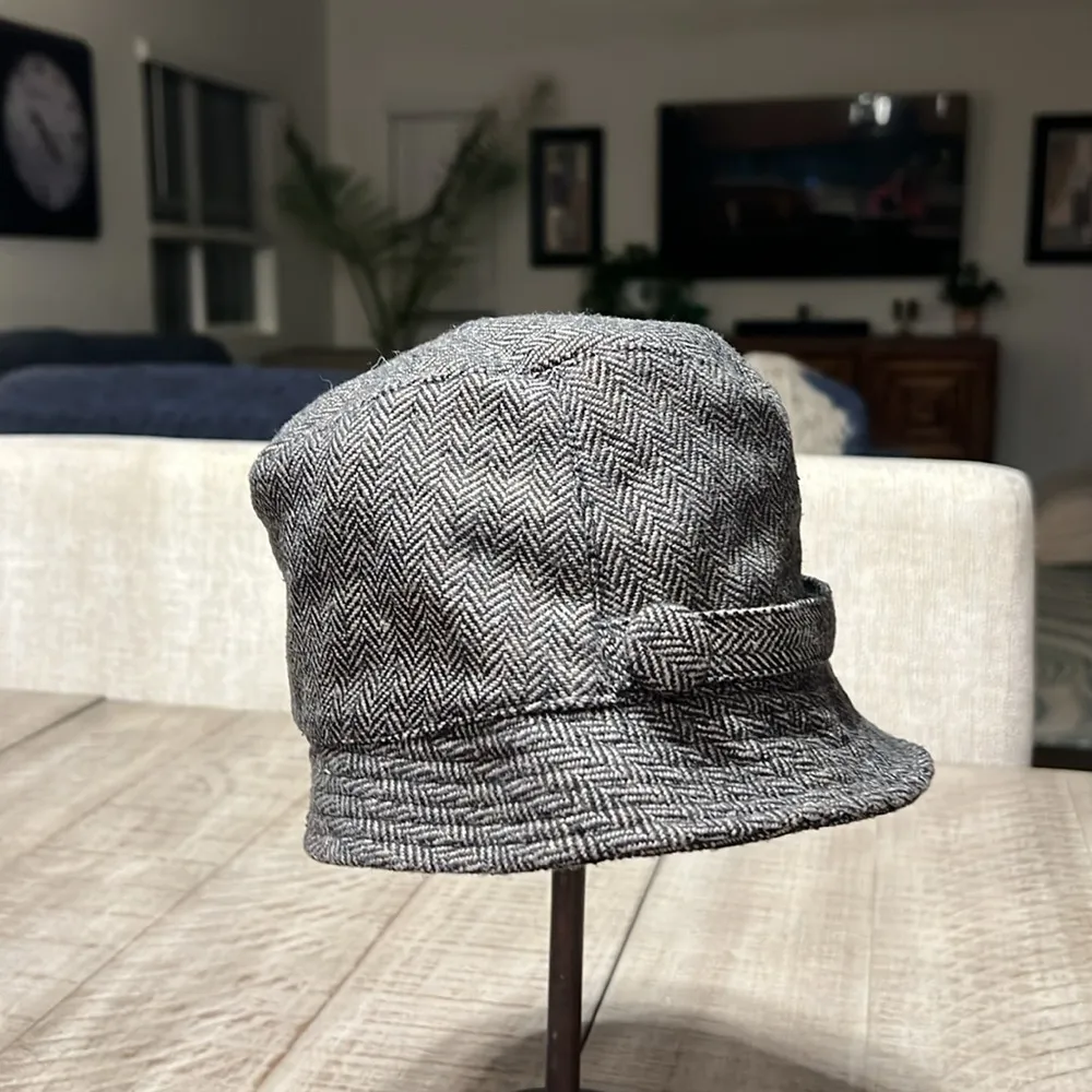 Coldwater Creek women’s chevron tweed black and gray hat. Sherlock Holmes style - Image 2