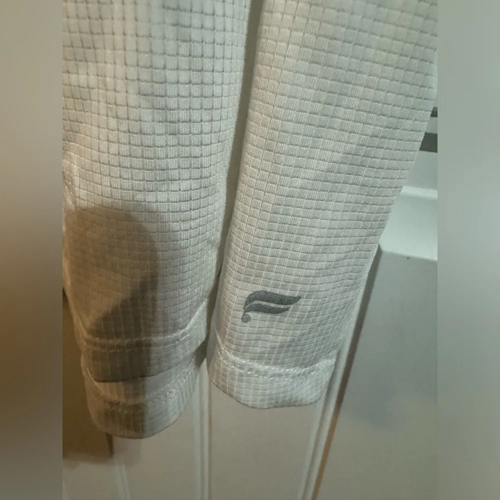 Fabletics White Cashel Curved Cinch Tank - Image 4