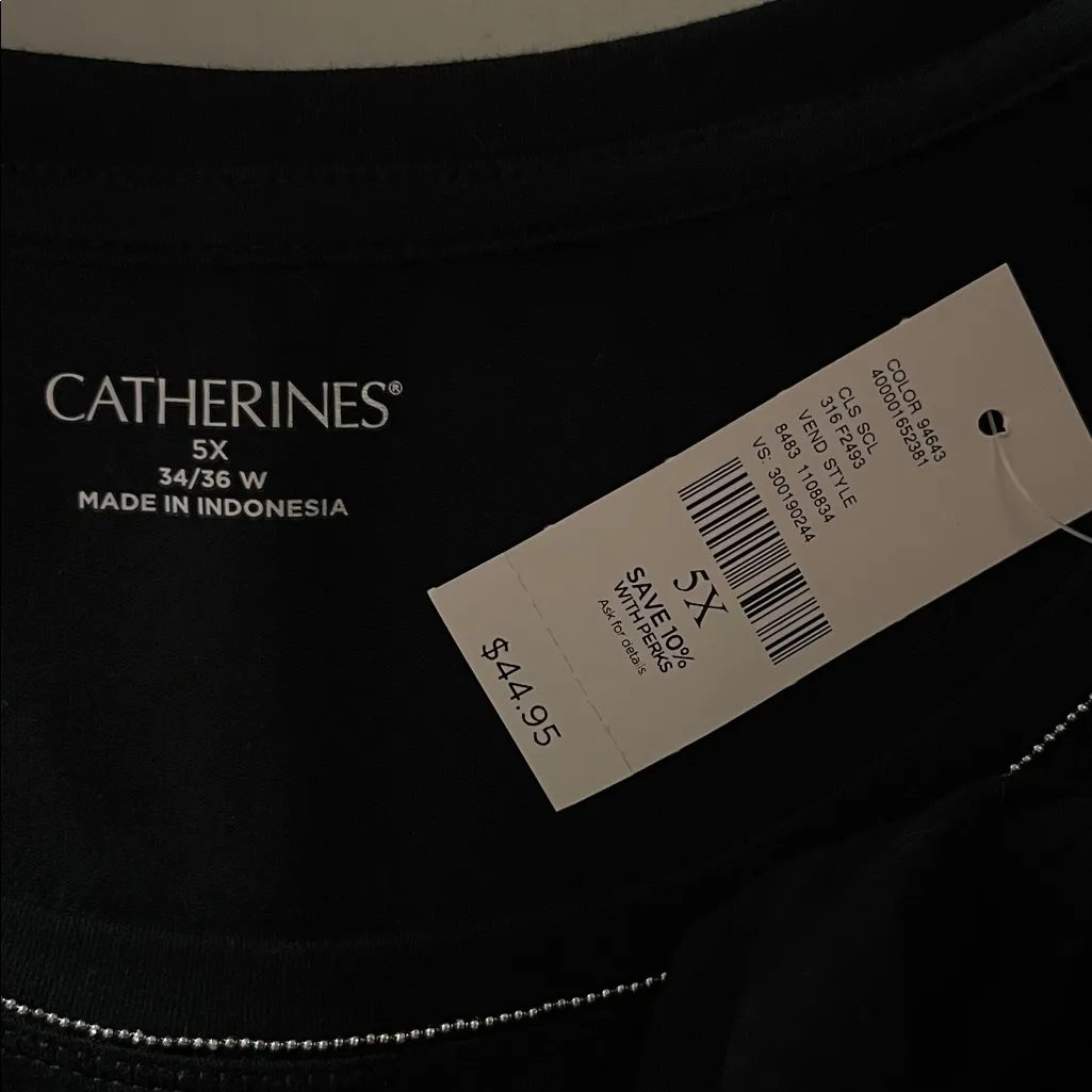 Catherines NWT Size 5X 34/36W Black 'Joy' Embellished Christmas Knit Top Shirt - Image 5