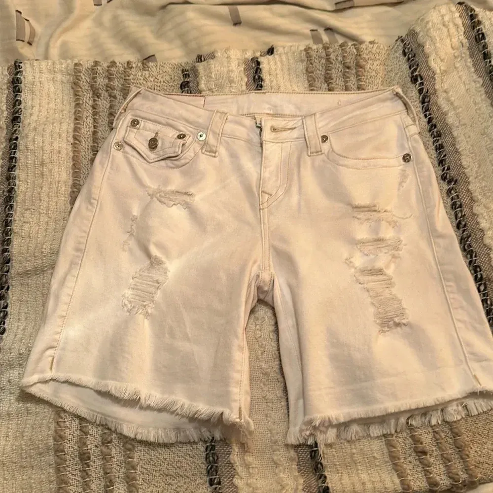 True religion Short size 26 - Image 6