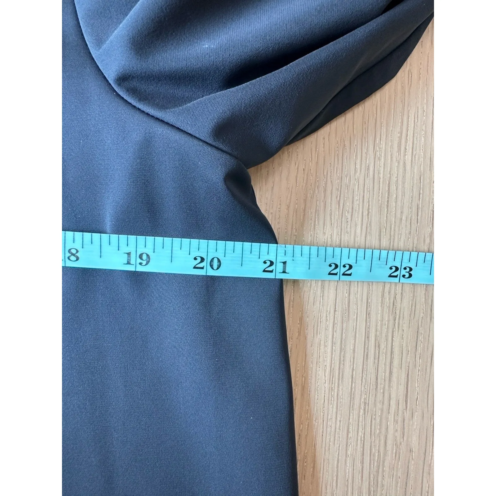 NWT Zara Long Sleeve V-neck Collared Shirt Blouse Bell Sleeves Large 2184 - Image 6