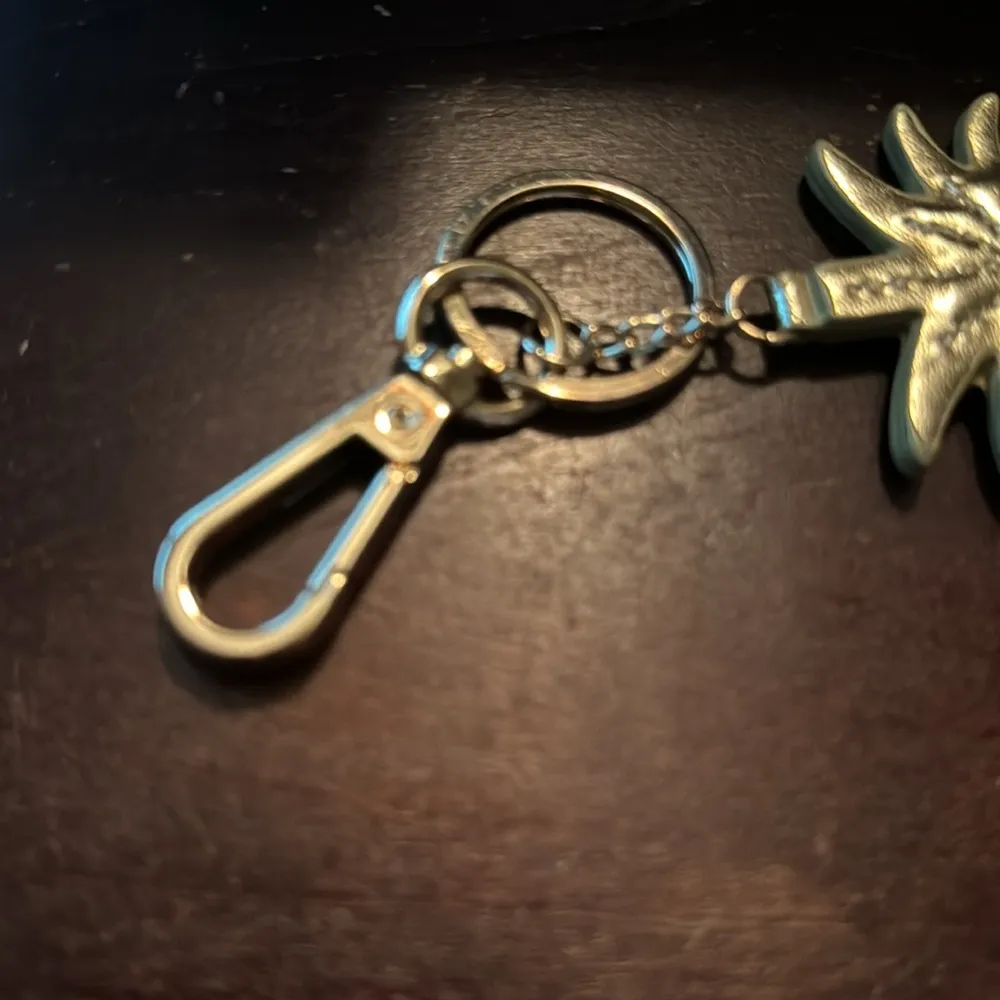 Gold Pineapple Leather - Image 3