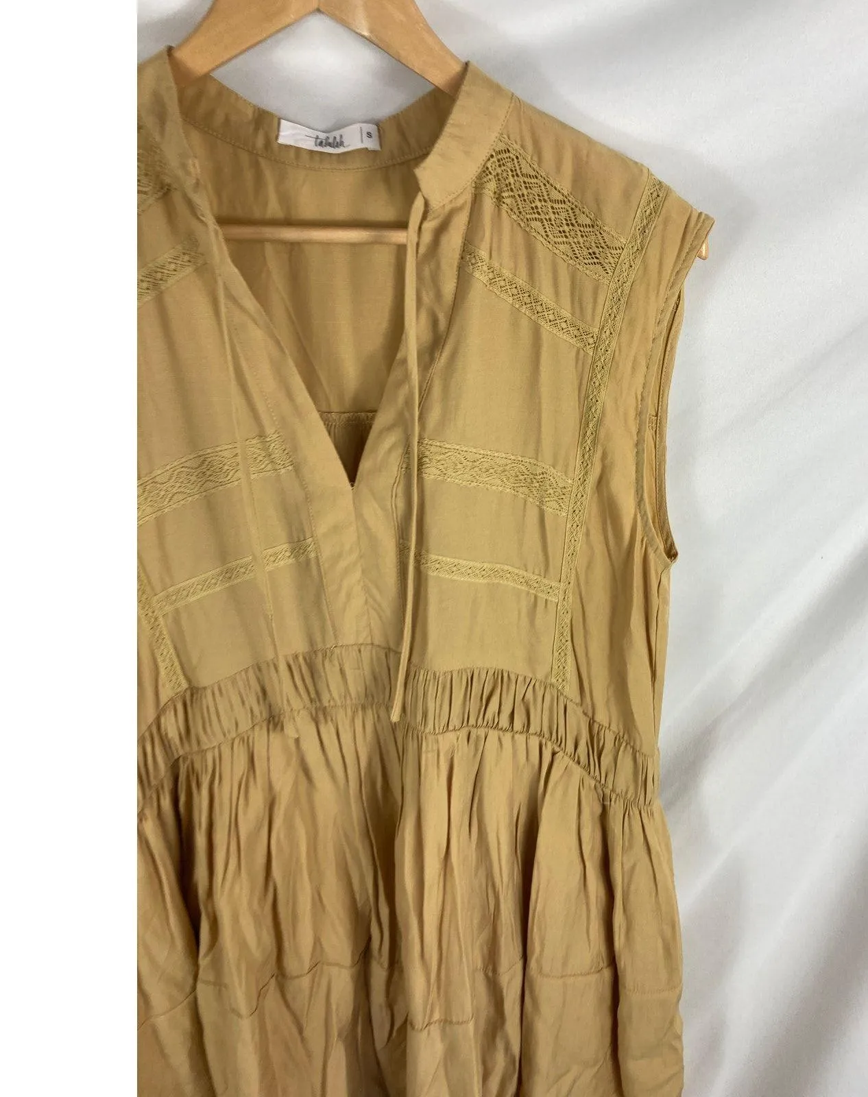 Talulah Yellow V Neck Flowy Summer Dress size small - Image 2