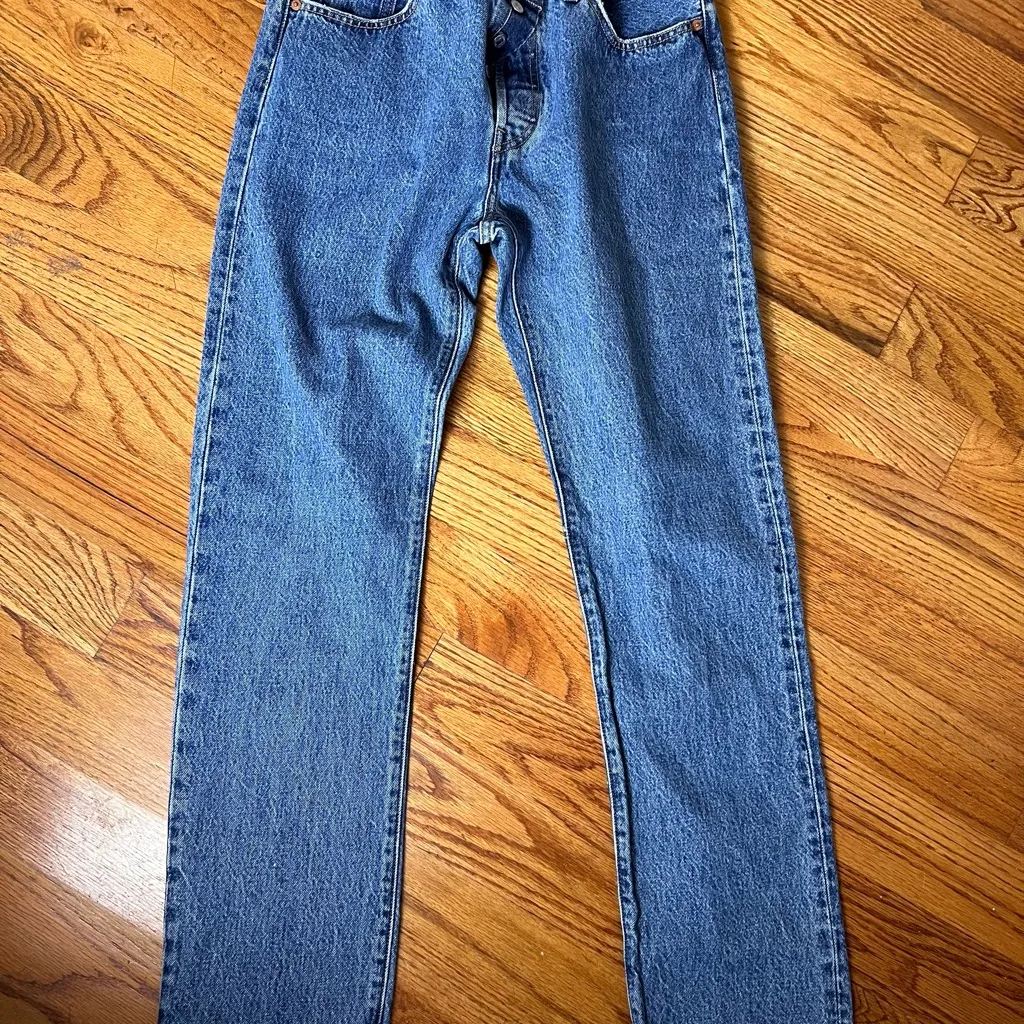 Levi’s 501 Medium Blue Denim Jeans - Image 6