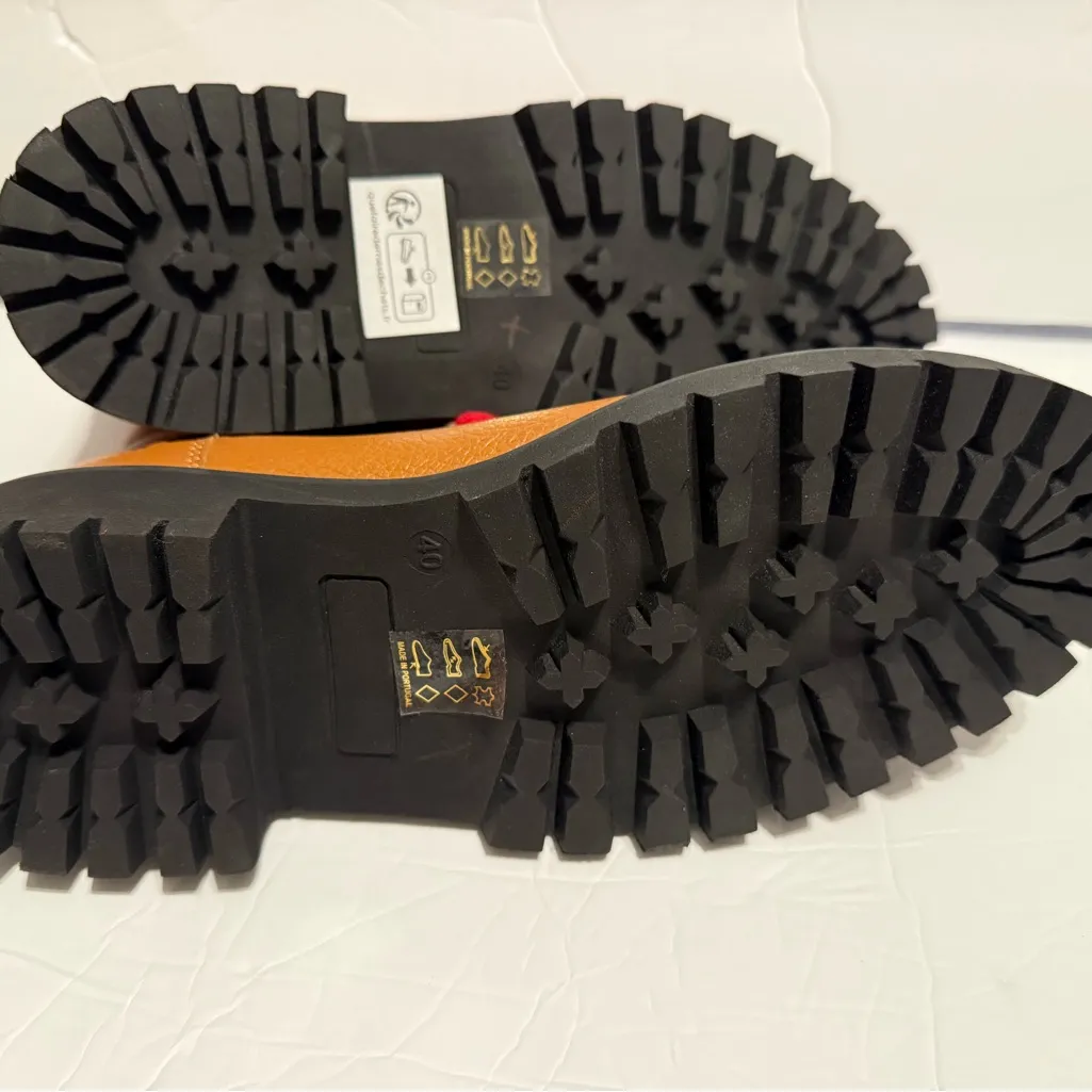 Anthropologie Hiker Boots – Brown Leather with Red Laces – Size 40/US 9 - NWT - Image 9