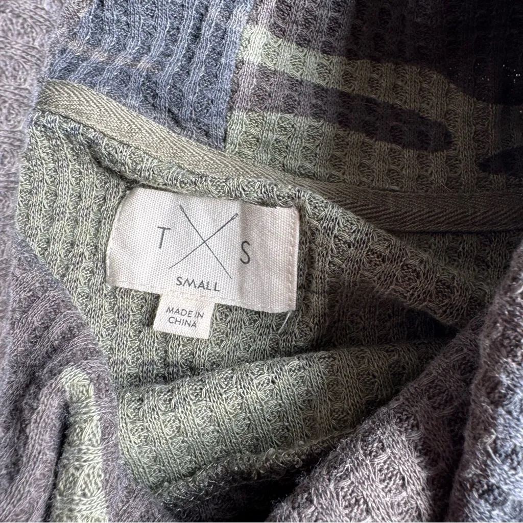 TXS Camo Print Waffle Knit Cowl Neck Long Sleeve Pullover‎ Top Green - Image 2