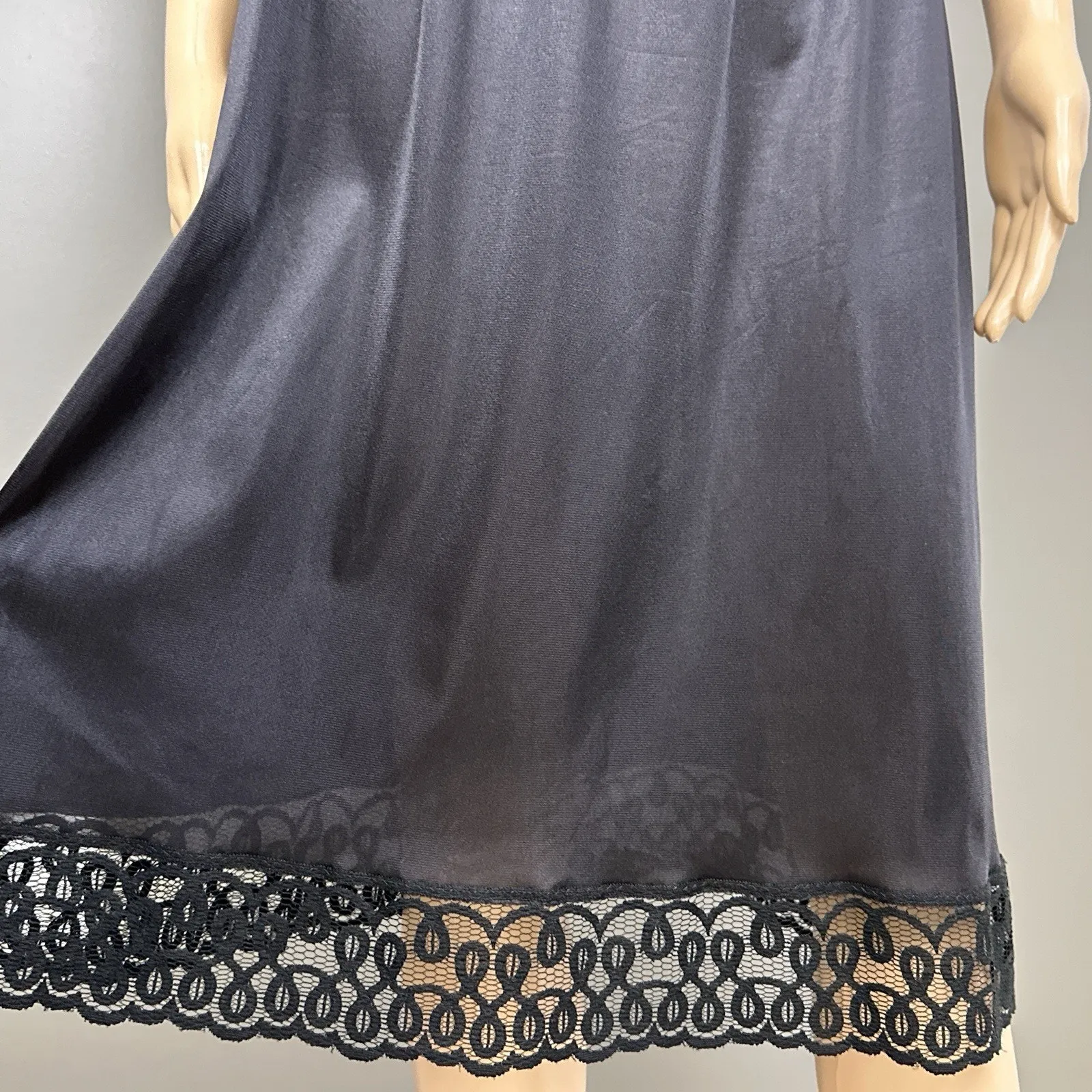 Vintage Leggs Half Slip Skirt Size Medium 3" Wide Lace Black Antron III Nylon - Image 2