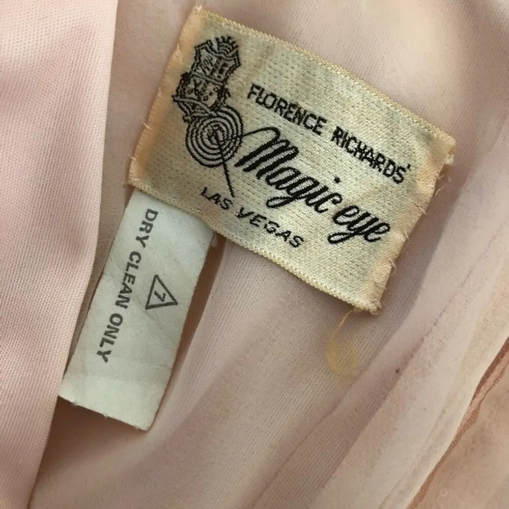 VINTAGE Pink Beaded Gown 2 Piece Sleeveless Cardigan Plunging Neckline - Image 8