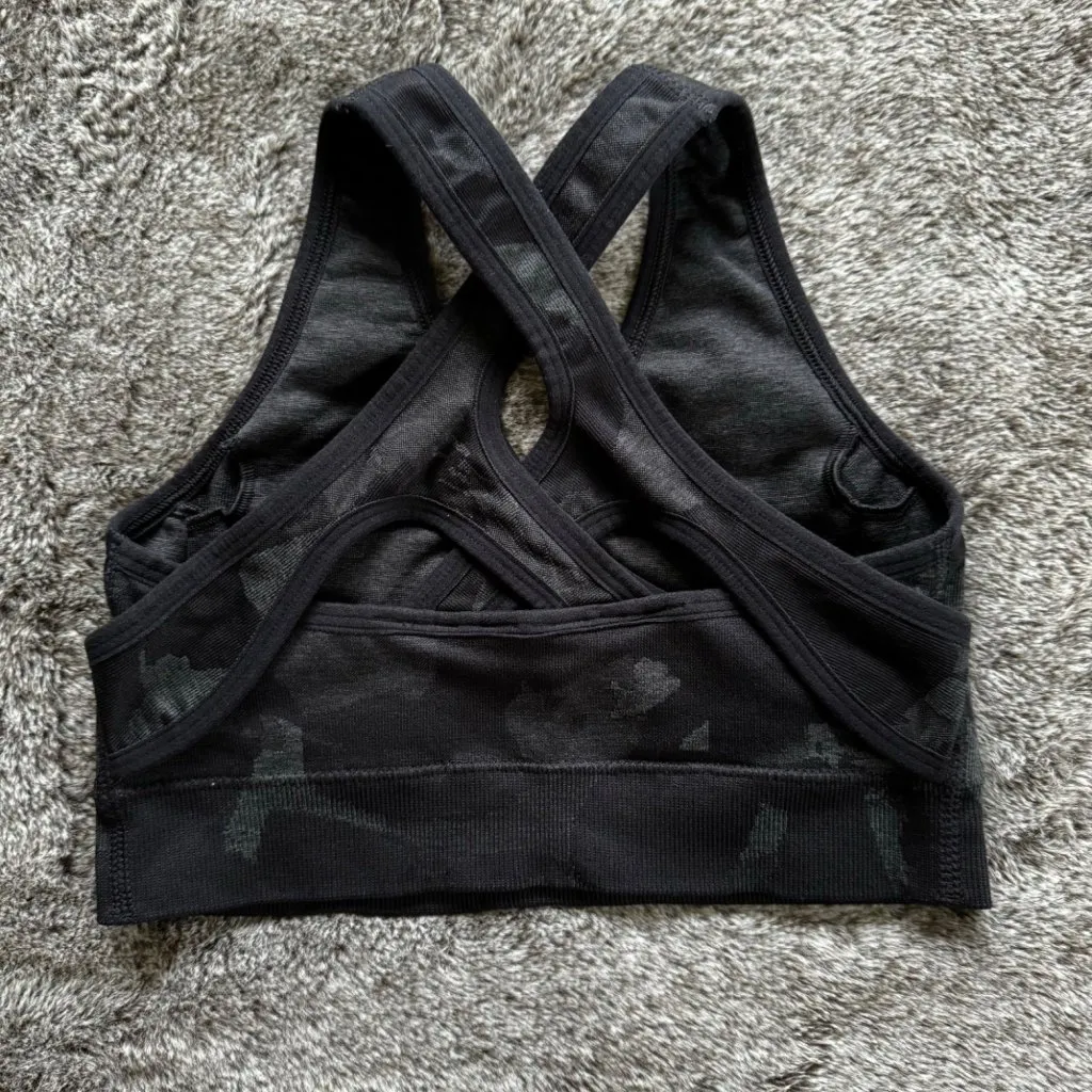 Gymshark Adapt Camo Seamless Bra Sz XS - Image 6