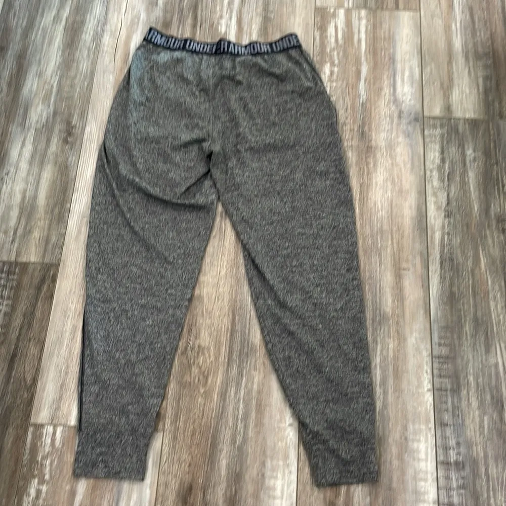 Under Armour play up twist jogger pants size small - Image 8