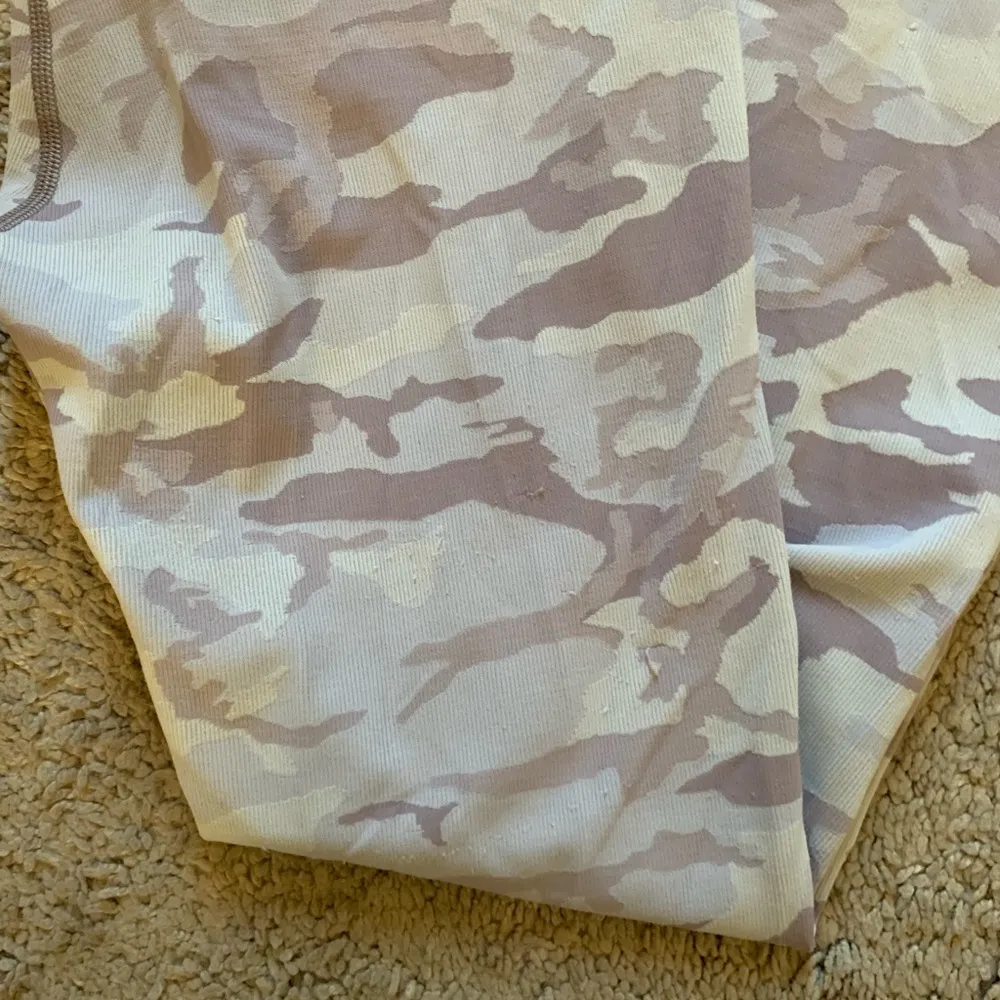 Lululemon Wunder under 28” - Image 4