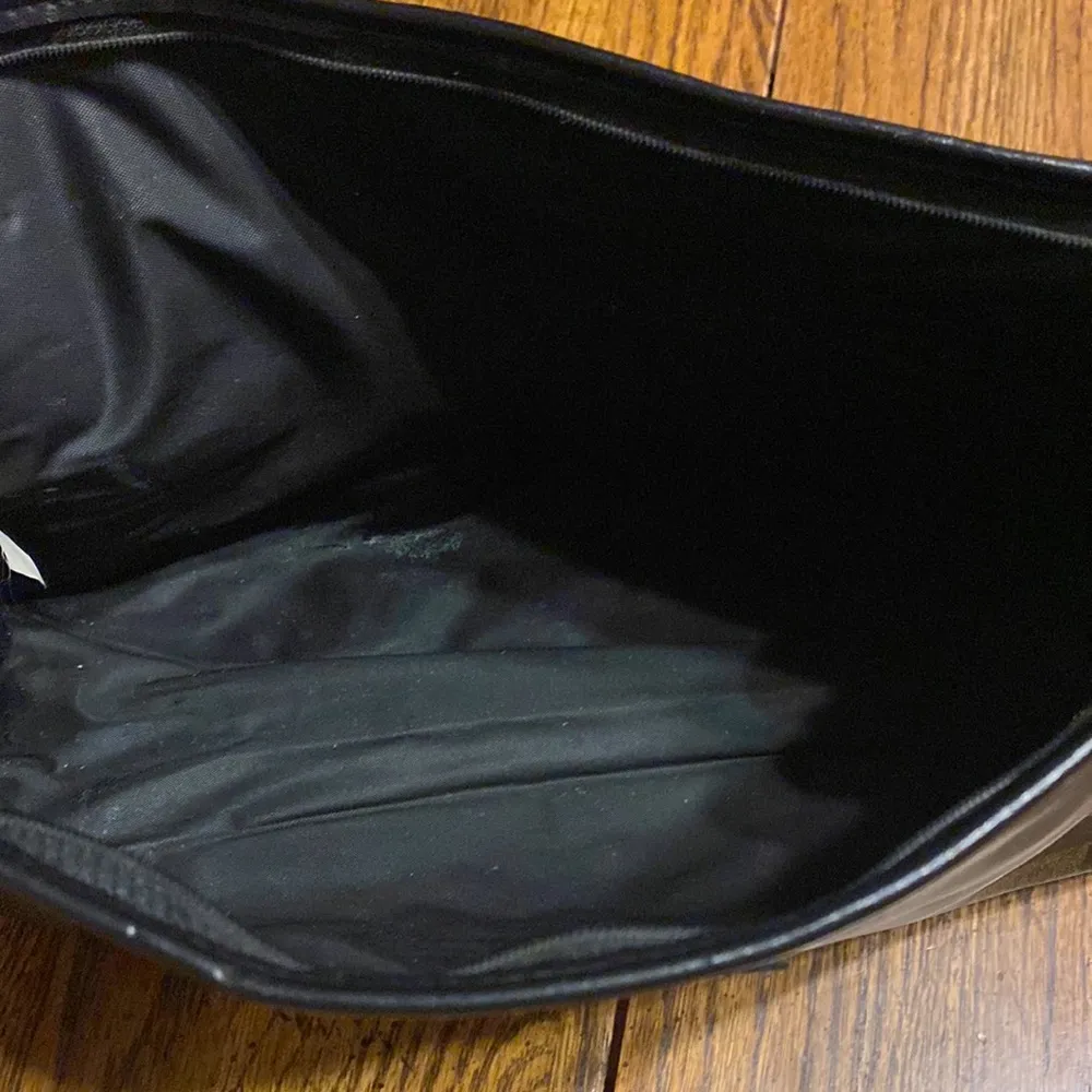 Gloria Vanderbilt toiletries bag - Image 6