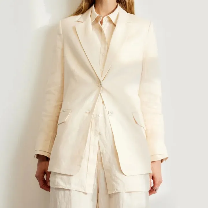 Everlane The Oversized Blazer in Linen Off-White - Image 2