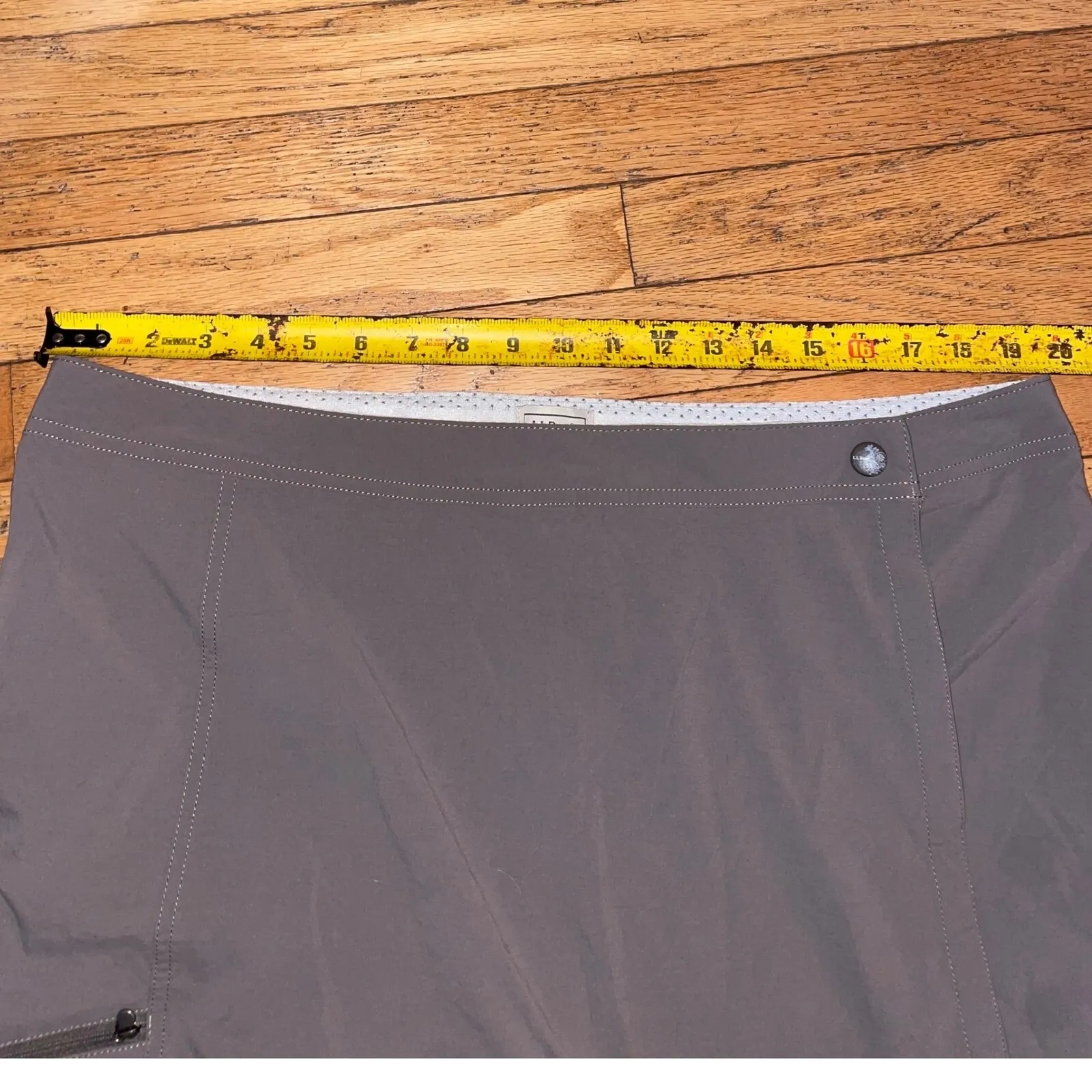 Vintage L.L. BEAN Comfort‎ Trail Lightweight Wrap Skort in taupe gray WOMEN'S 18 - Image 6