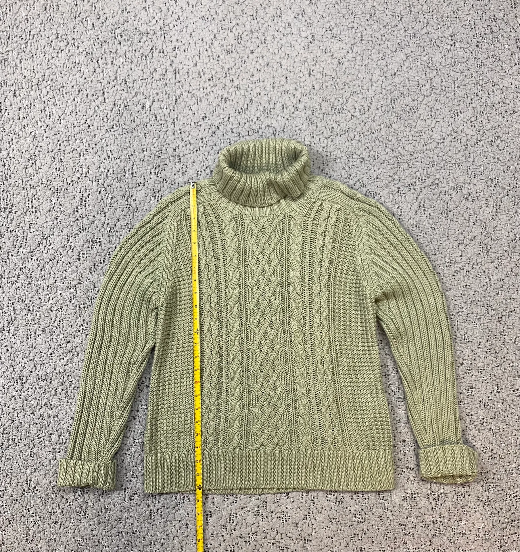 Leo & Nicole Chunky Cable Knit Sweater - Image 9