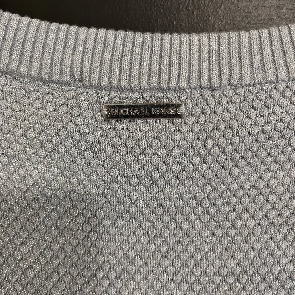 MICHAEL KORS Powder Cold Shoulder Women’s Pullover Sweater Sz L EUC - Image 3