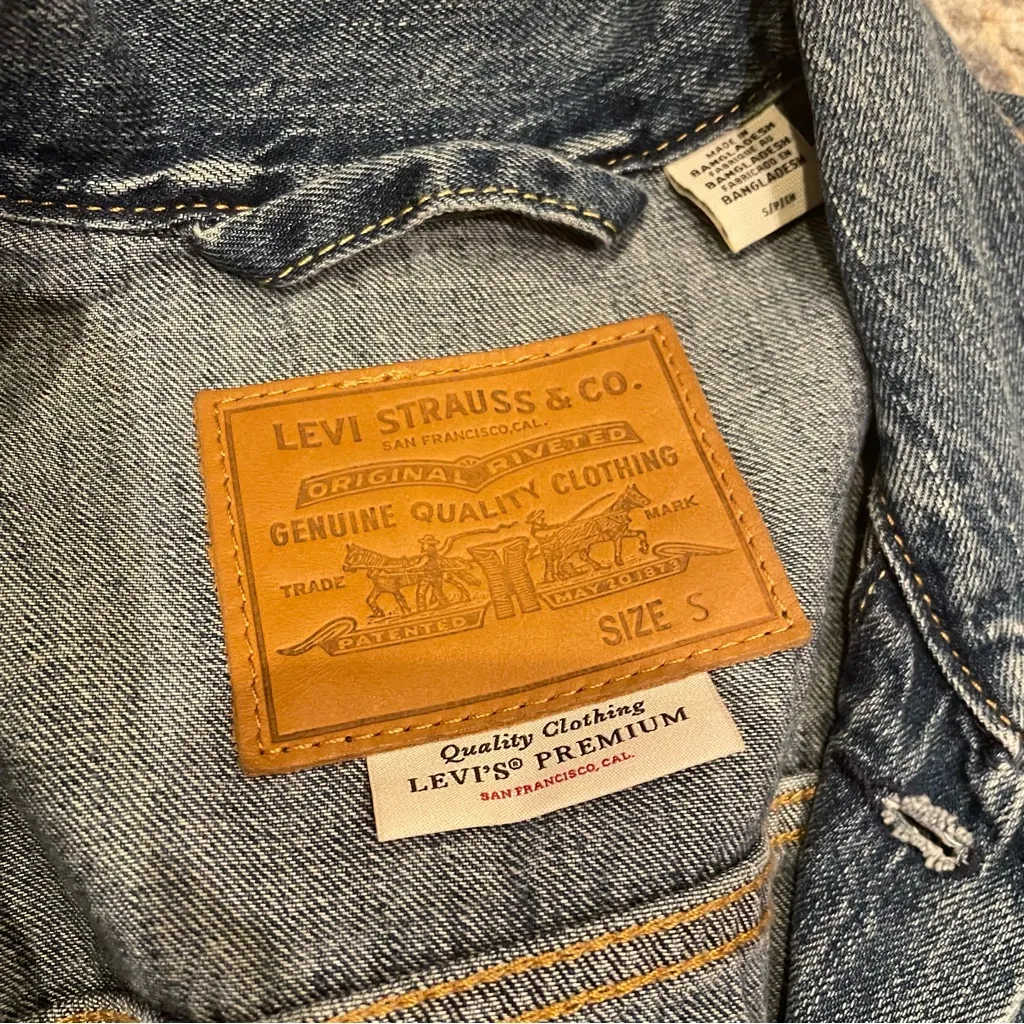 Levi's  Classic Blue Denim Jacket Big E - Image 5