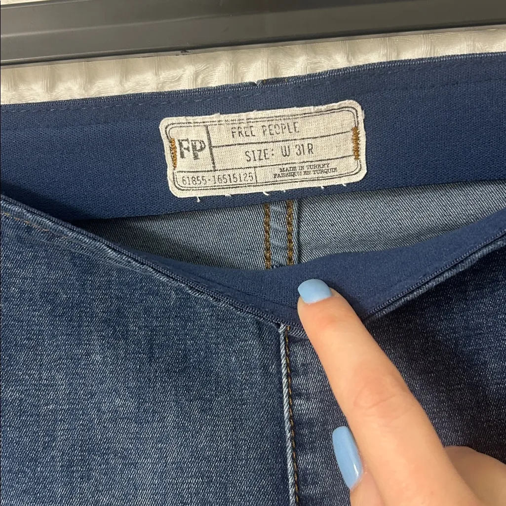 Free People Penny Pull-On Flare Jeans Elastic Waist Size 31 - Image 6