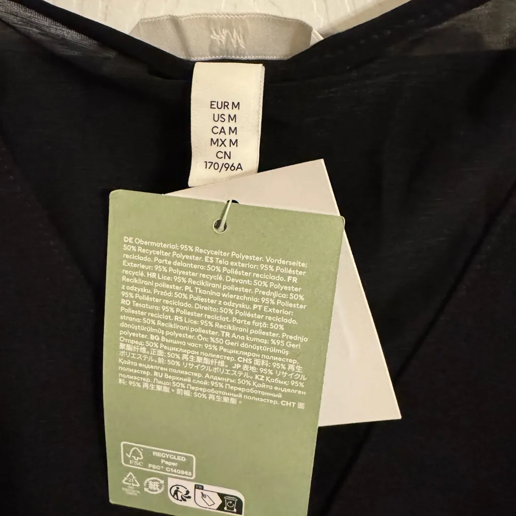 NWT H&M tank top - Image 3