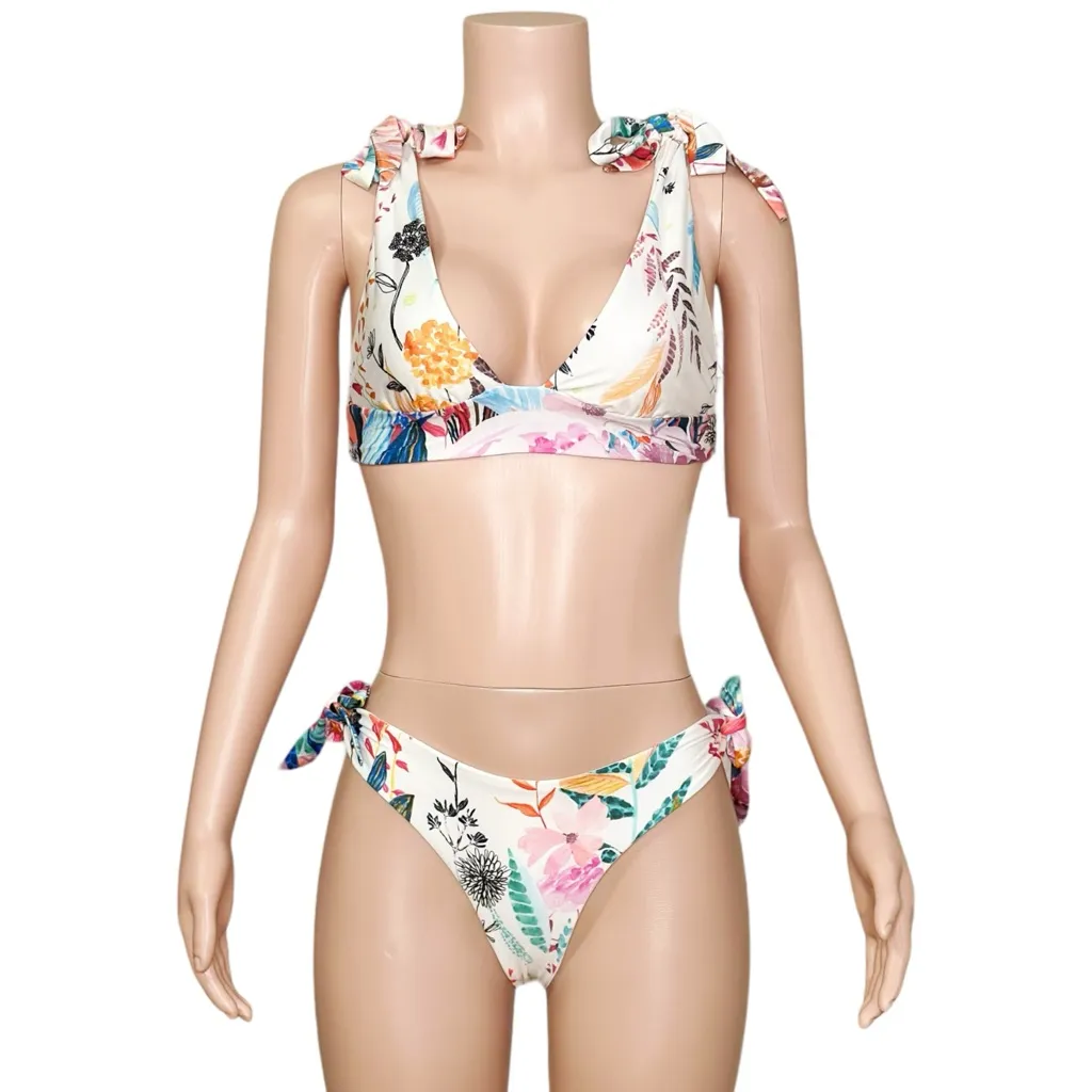 SOAH SOUL OF A HIPPIE Ella Bikini Top & Bottom, White Floral, Medium - Image 6