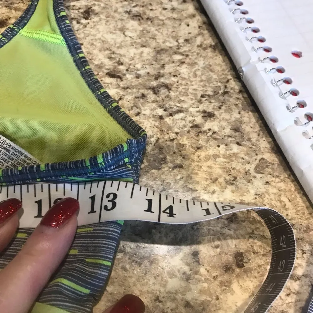 Victoria's Secret VSX Sports Bra Small Petite - Image 10