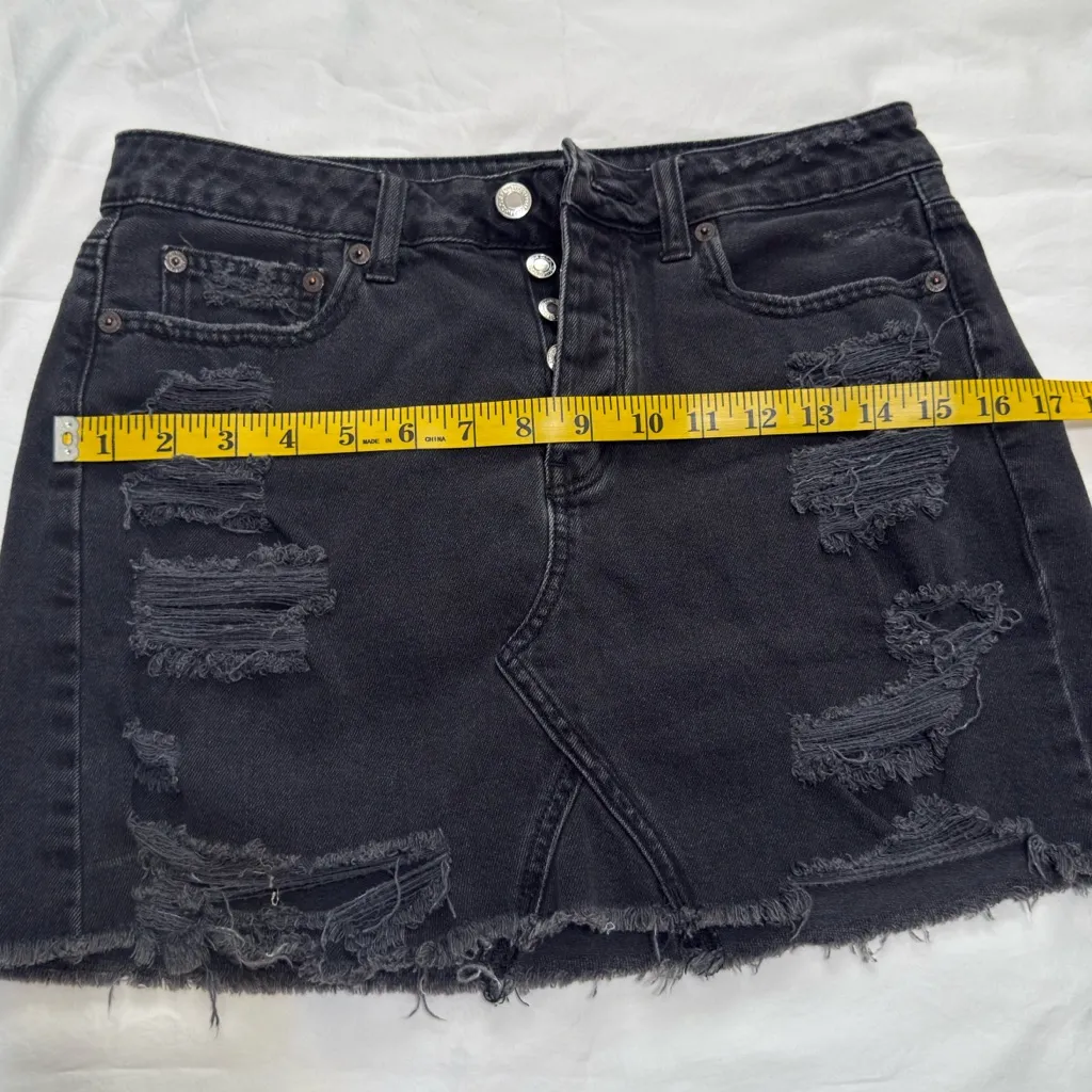 American Eagle Black Distressed Denim Skirt Size 4 - Image 8