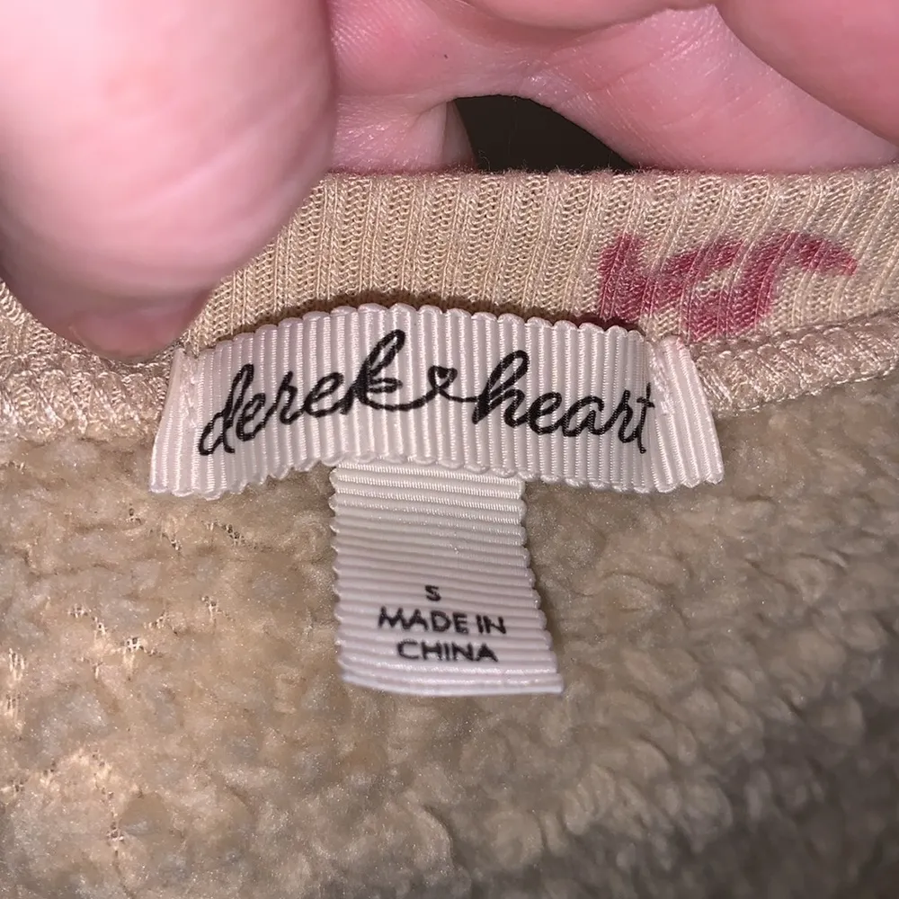 Derek Heart  faux fur teddy pullover fleece sweatshirt - Image 6