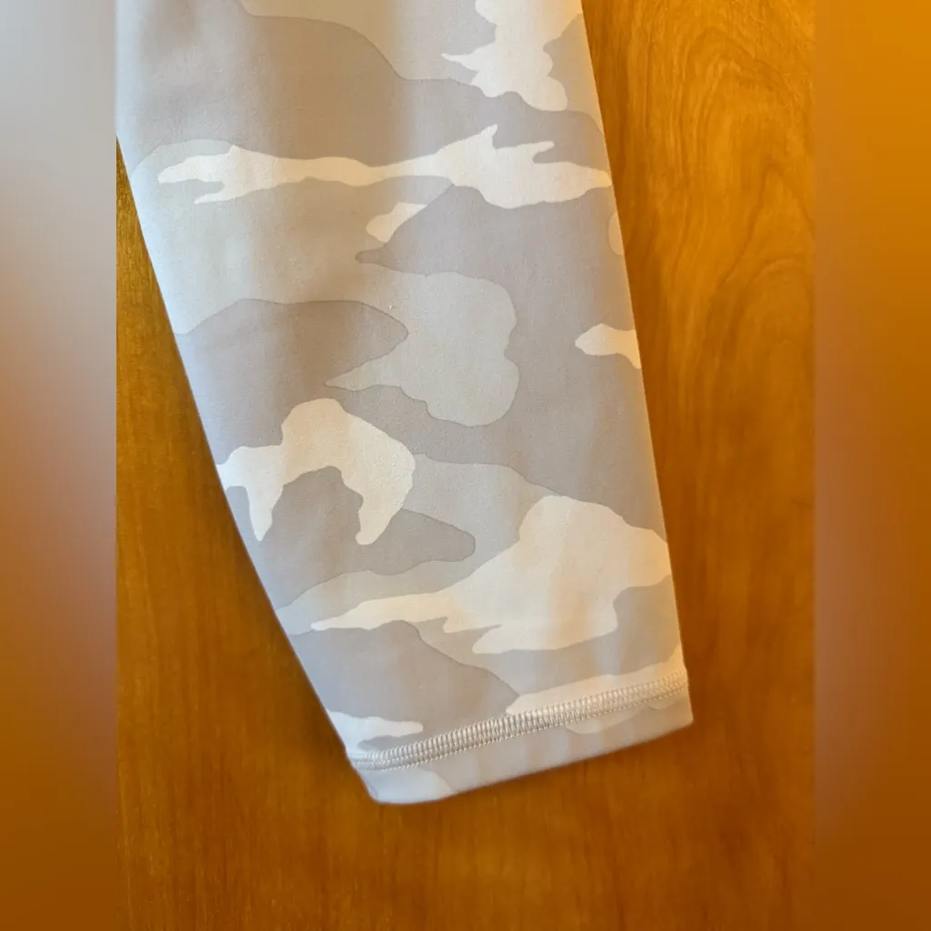 Athleta Elation Camo 7/8 Tight Leggings Camouflage Yoga Athleisure Medium Petite - Image 6