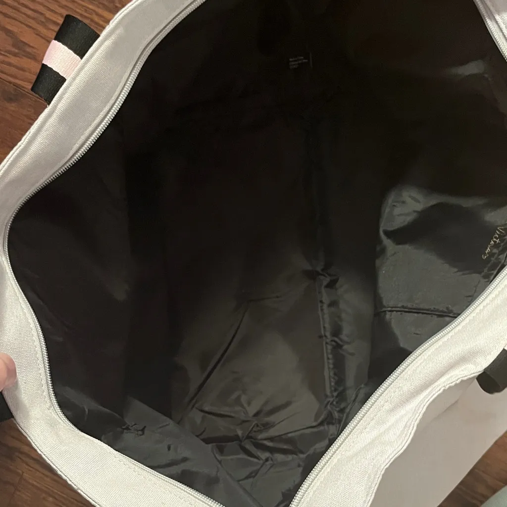 Victoria's Secret 2018 Limited Edition Striped Tote Weekender Beach Bag! NWOT - Image 10