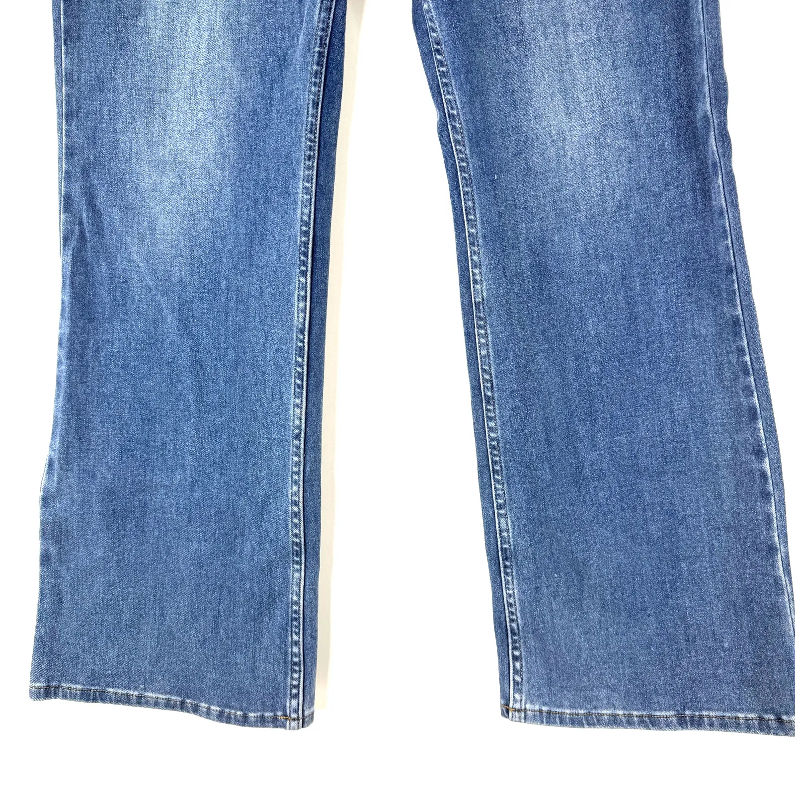Soft Surroundings Women's Ultimate Denim Pull On Bootcut Jeans Size Medium - Image 2
