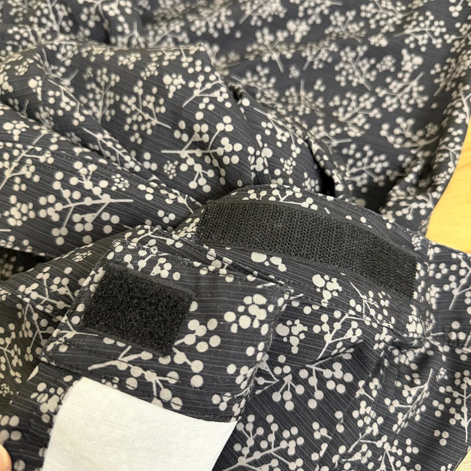 Ripskirt Hawaii Length 4 Large Wrap Skirt Inky Botanical Black Floral Beach Long - Image 10