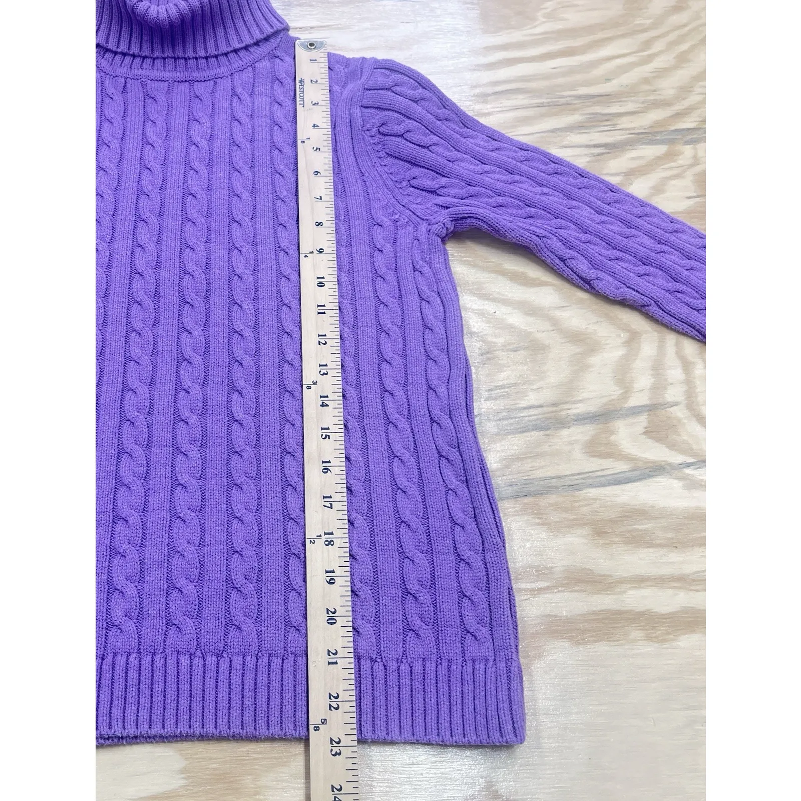 L.L. Bean Cable Knit Turtleneck Sweater Purple Women's Large Fisherman Classic - Image 8