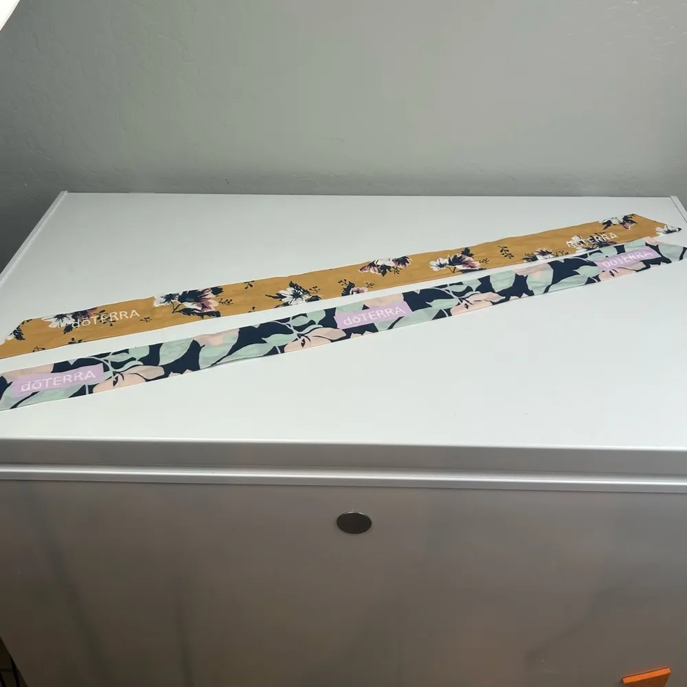 Doterra bundle of two floral print headband hair wraps Blue - Image 2