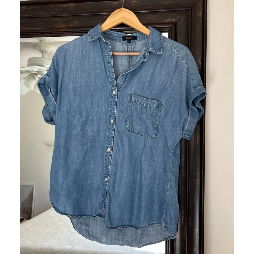 Quince Chambray Tencel Short Sleeve Shirt Small - Image 2