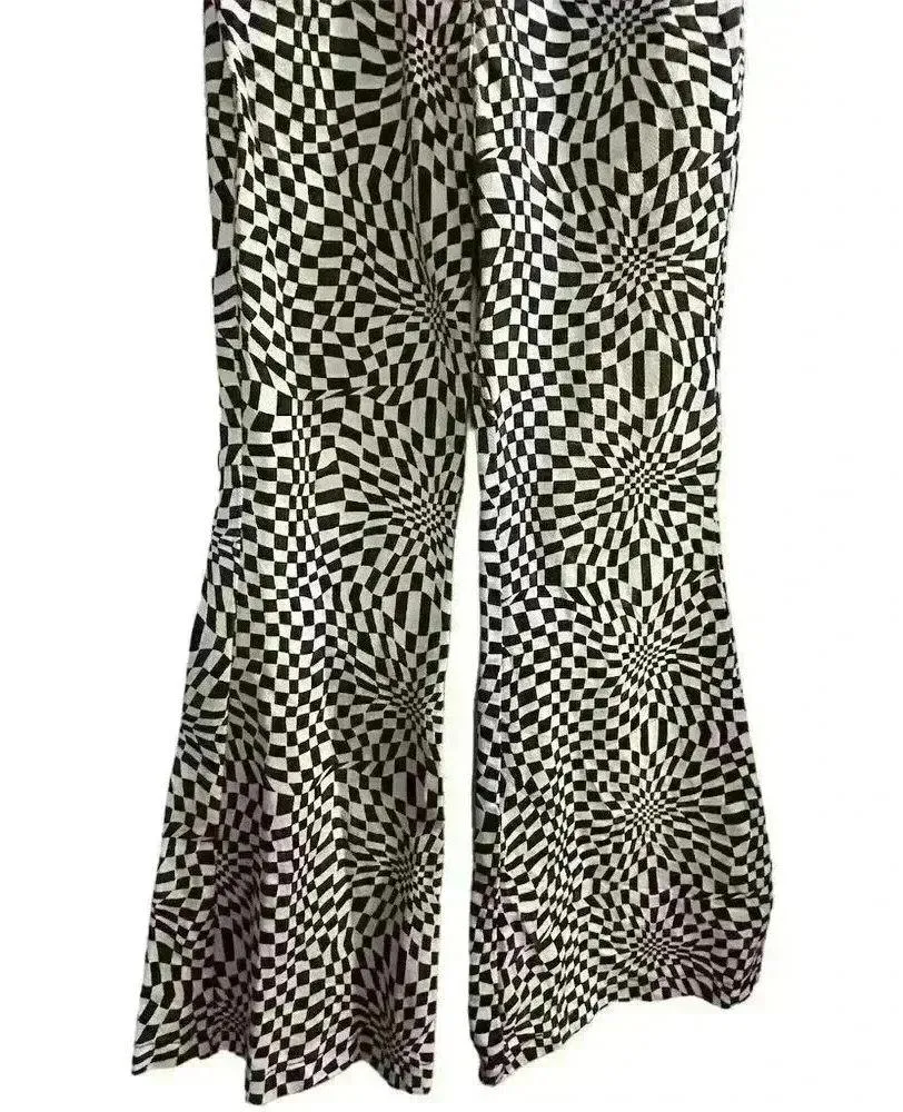 Princess Polly Women's Flared Checkerboard Pants Size 0 Black and White - Image 3