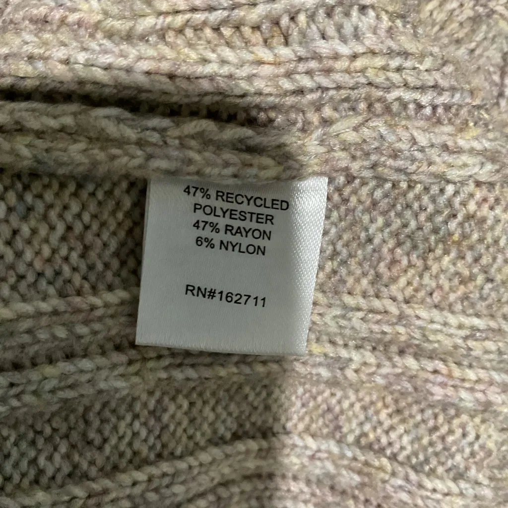 Cozy Cable Knit Sweater - Image 5