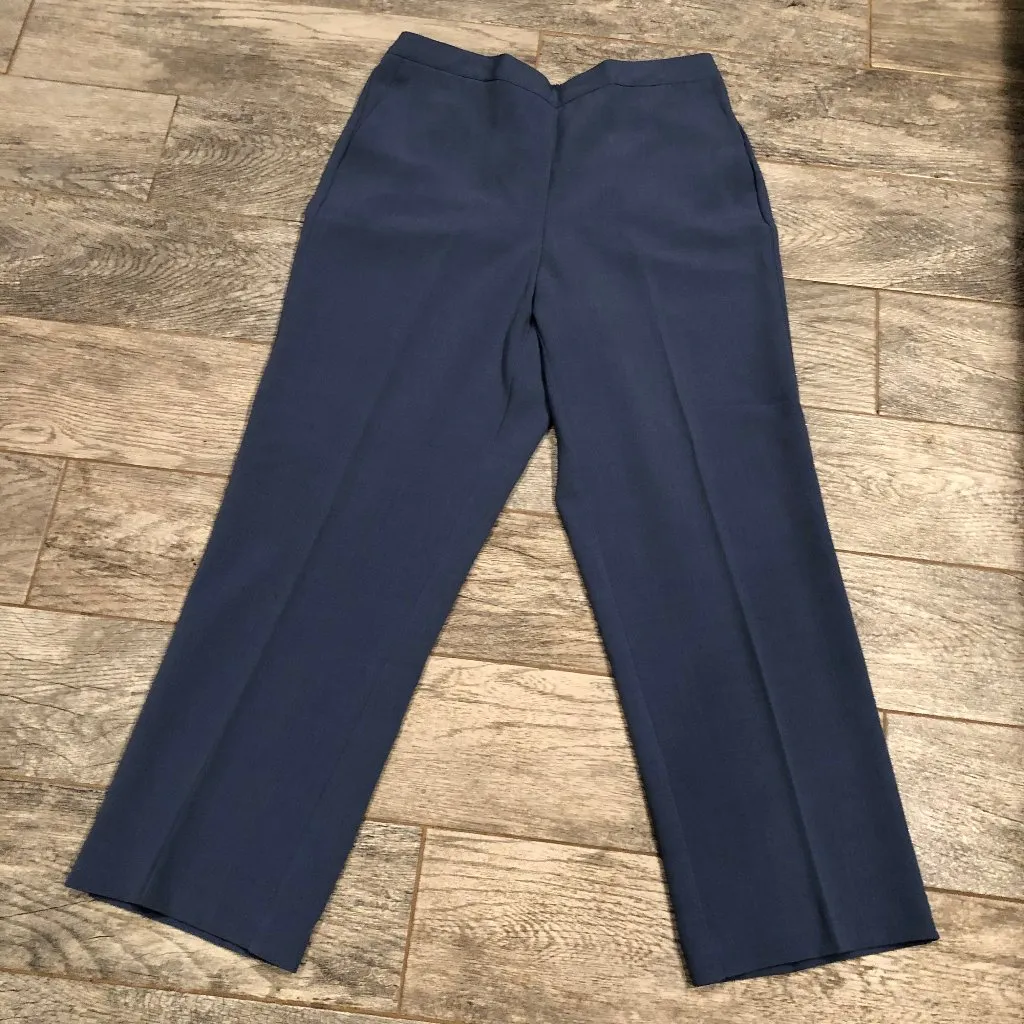 NWT Alfred Dunner 12S Blue Lake‎ Pants 12 Short - Image 2