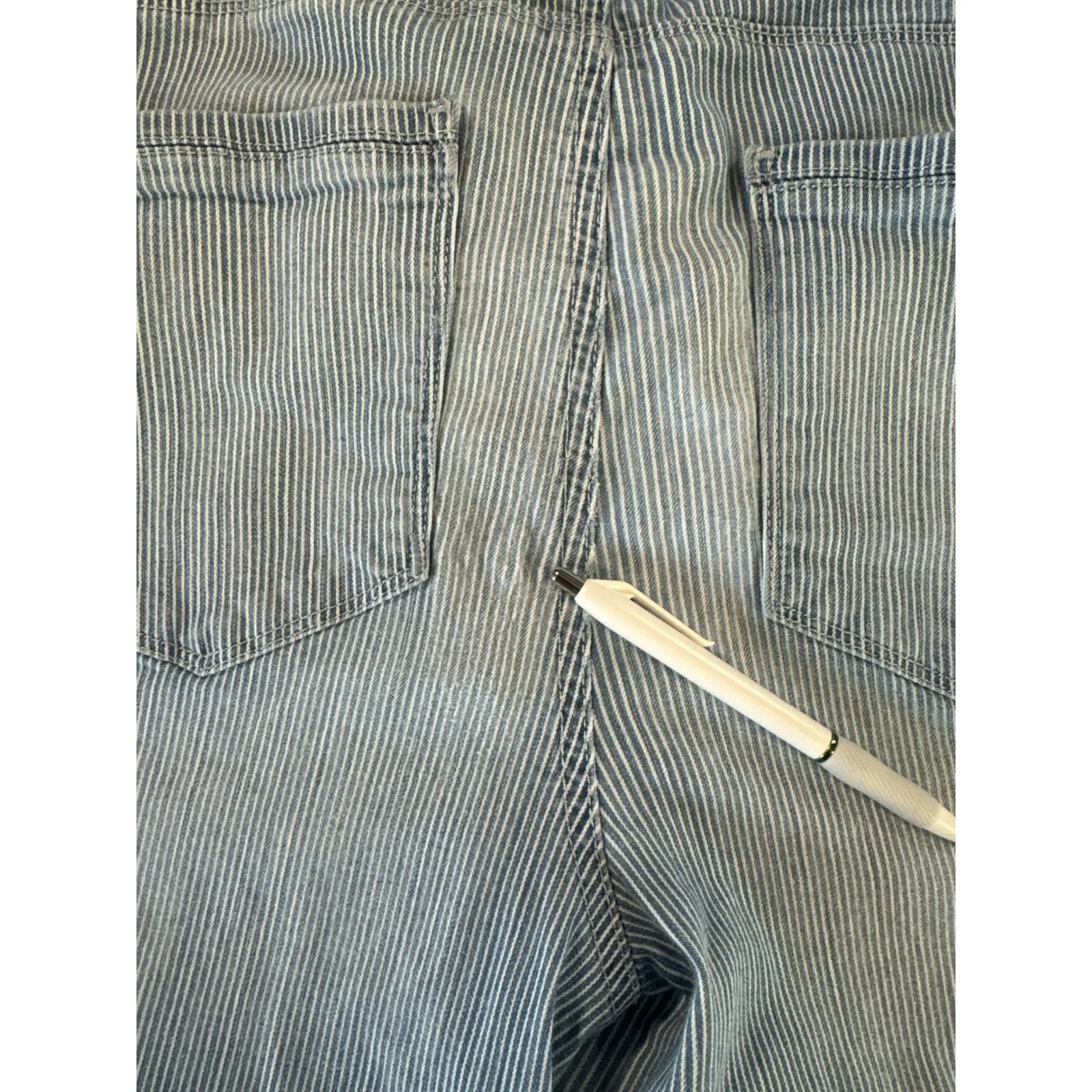 Lee Easy Fit Railroad Stripe Pinstripe Cropped Straight Leg Jeans (32" waist) Blue - Image 8