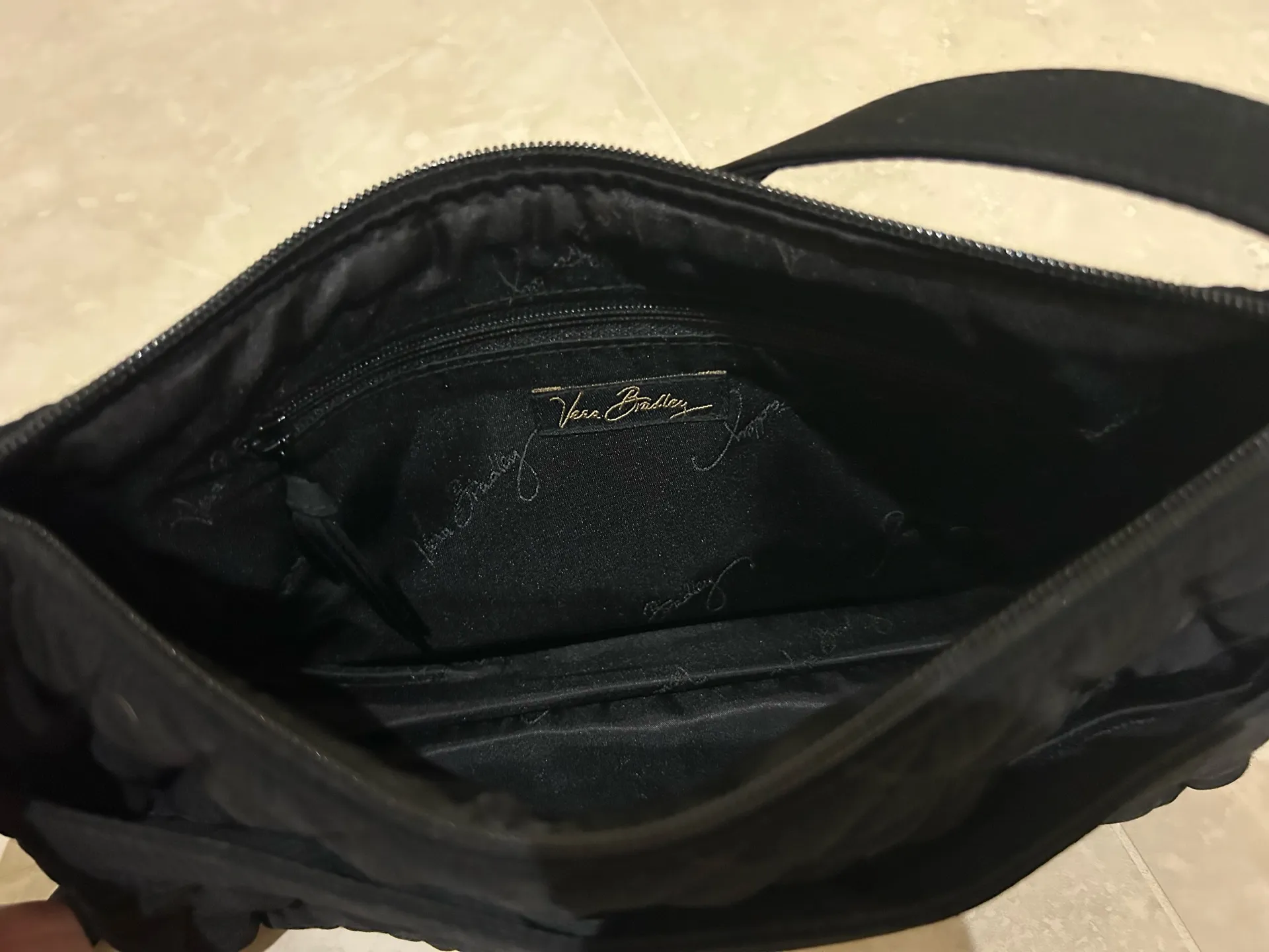 Vera Bradley Black Shoulder Bag - Image 6