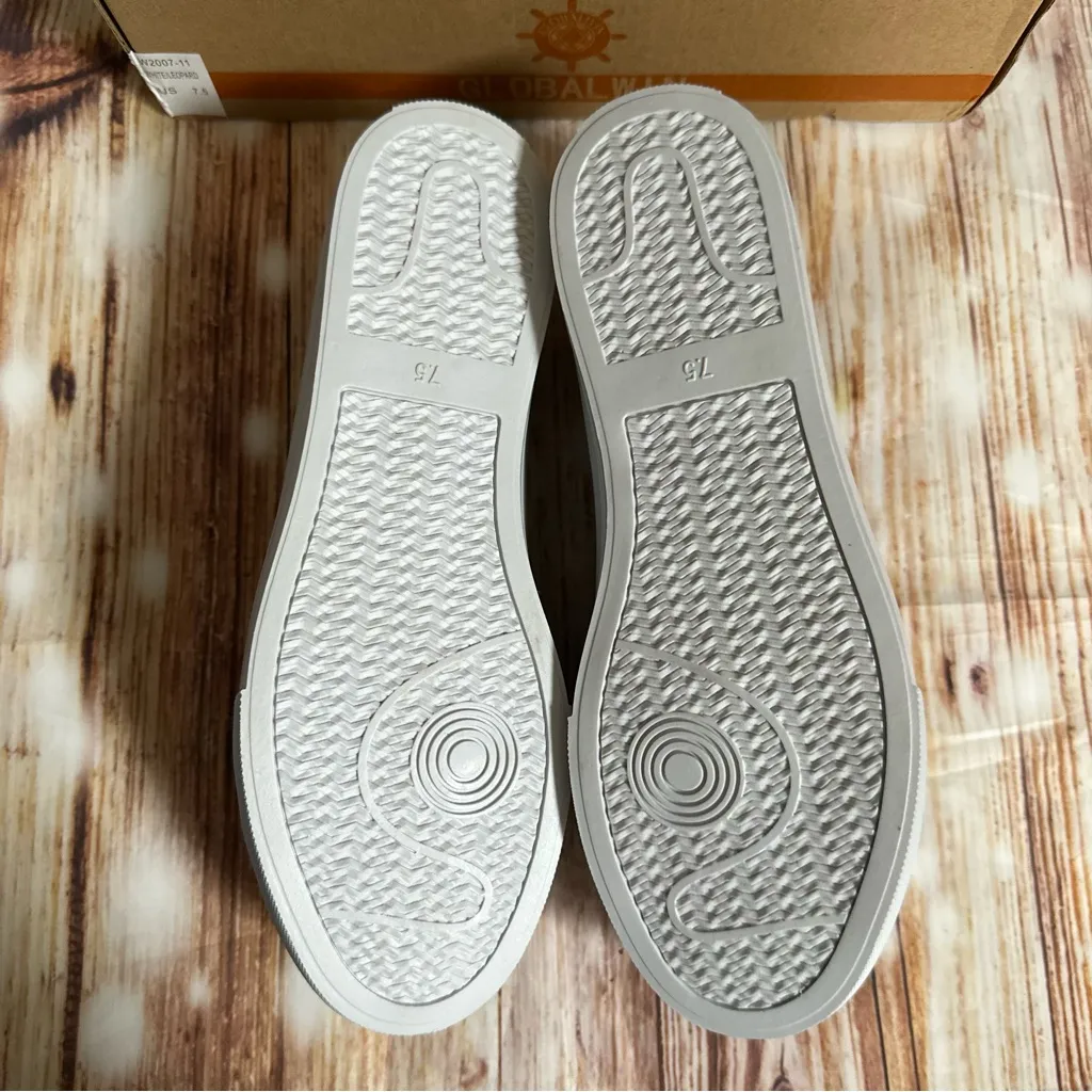 Amazon Global Win Leopard Animal Print Fashion Canvas Sneakers - Image 8