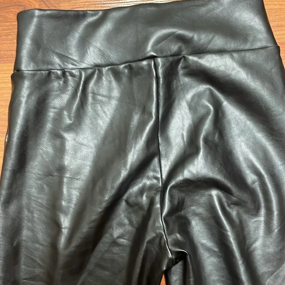 Abercrombie &‎ Fitch Vegan Faux Leather Stretch Zip-Ankle Leggings Pants … - Image 13