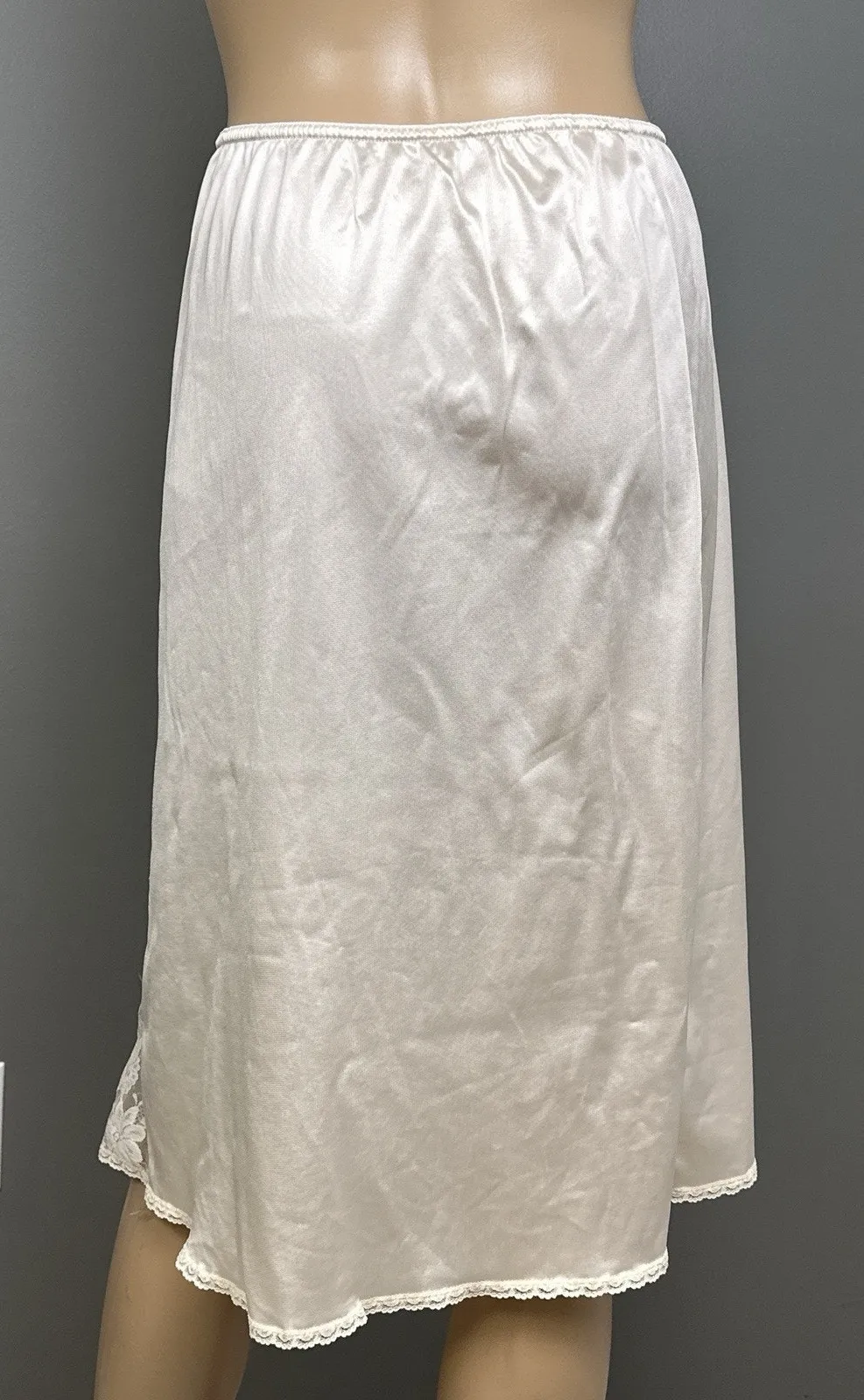 Vintage Maidenform Half Slip Style 81411 Lace Trim Side Slit Size Large Union US - Image 1